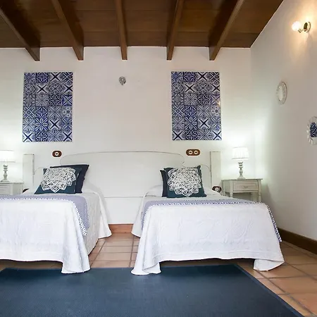 Agro-hotel Rugama בית כפרי *