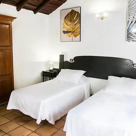 Agro-hotel Rugama בית כפרי